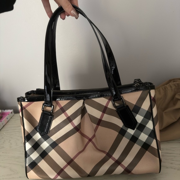 Burberry Checkered Shoulder Bag - Picture 8 of 10